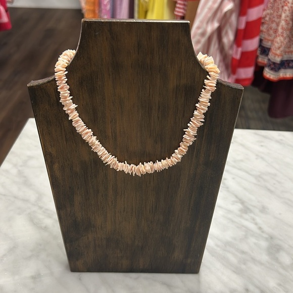 Vintage Pink Puka Shell Necklace Puka Shell Necklace and Puka Shell Bracelet - Picture 2 of 10